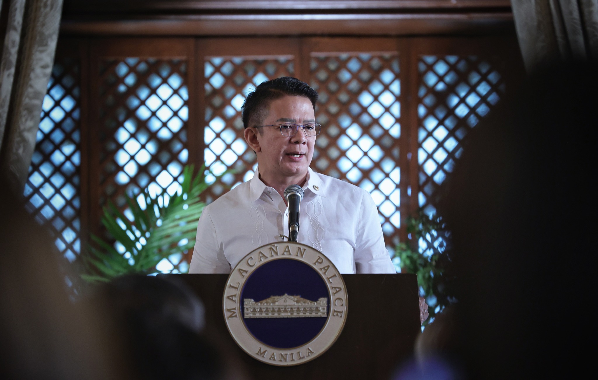 SENATE PRESIDENT ESCUDERO TOPS APPROVAL RATINGS; VICE PRESIDENT DUTERTE SUFFERS HUGE DECLINE